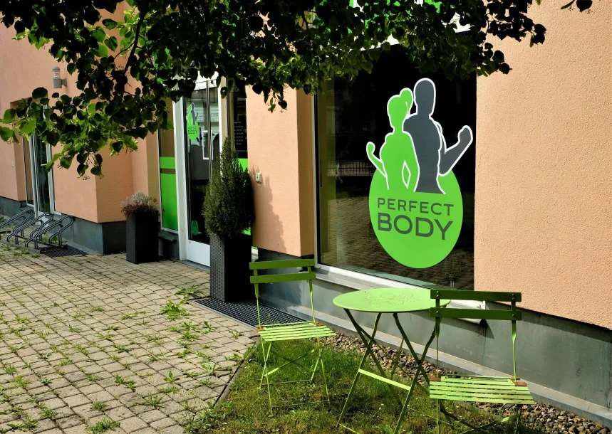 Fitnessstudio Dresden - Perfect Body Striesen Außenansicht