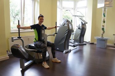 Fitnessstudio Perfect Body Dresden - Milon Medical Rückenzirkel